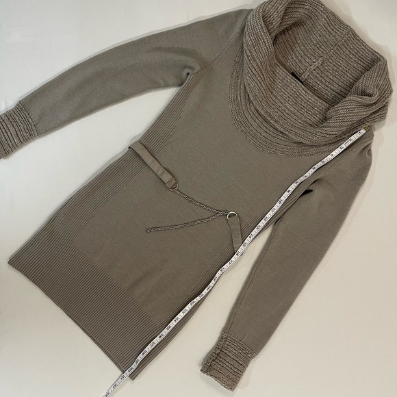 Le Chateau Tunic Sweater, Long Sleeve, Cowl Neck, Beige, Size Small W Belt - Picture 3 of 8